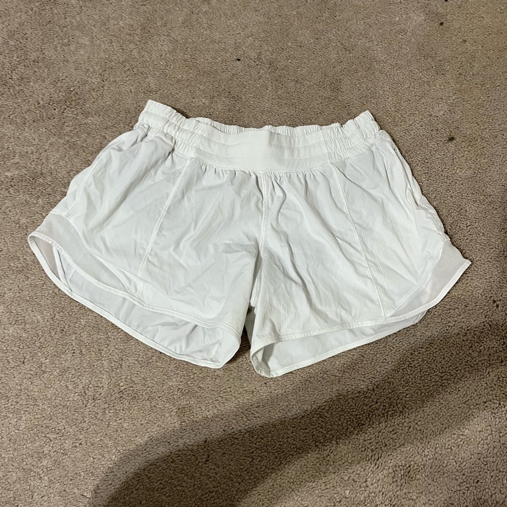 White lululemon shorts